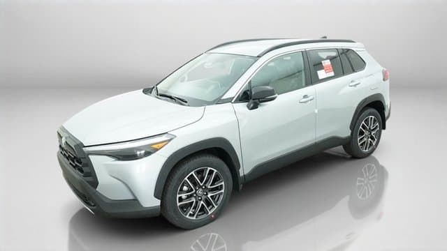 2026 Toyota Corolla Cross XLE — photo 1 of 46