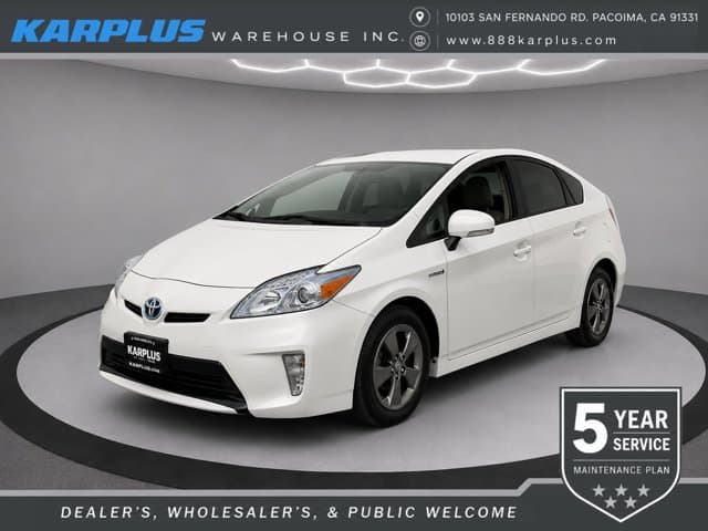 2015 Toyota Prius Base — photo 1 of 22