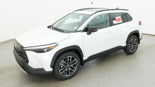2026 Toyota Corolla Cross XLE — photo 1 of 32