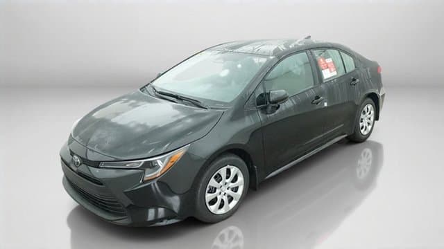 2027 Toyota Corolla LE — photo 1 of 24