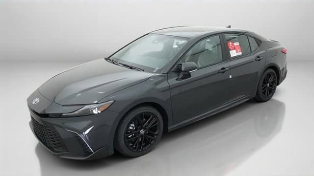 2027 Toyota Camry SE — photo 1 of 16