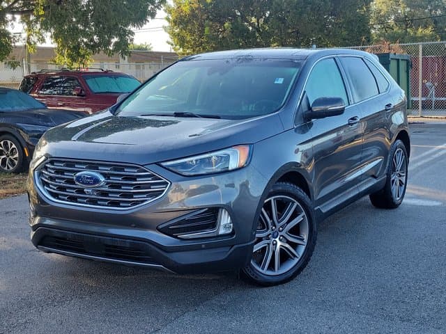 2019 Ford Edge Titanium — photo 1 of 37