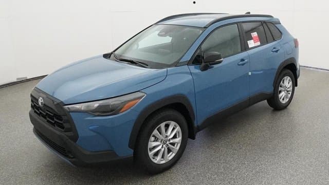 2026 Toyota Corolla Cross LE — photo 1 of 52