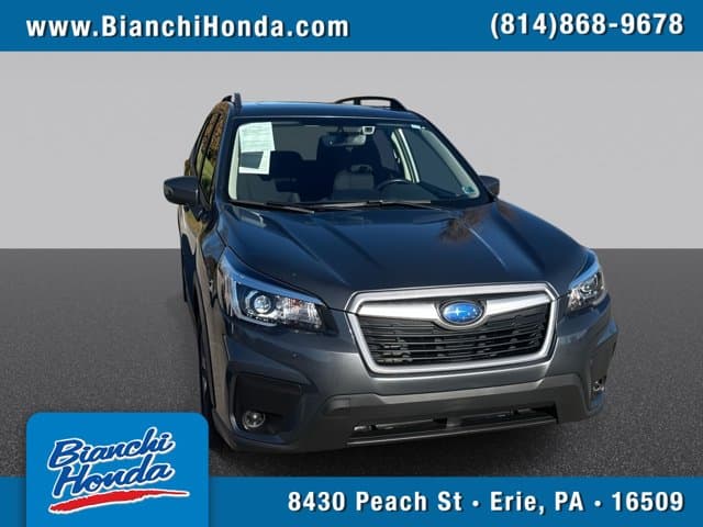 2020 Subaru Forester Premium — photo 1 of 9