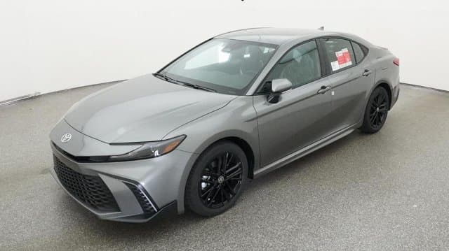 2026 Toyota Camry SE — photo 1 of 52