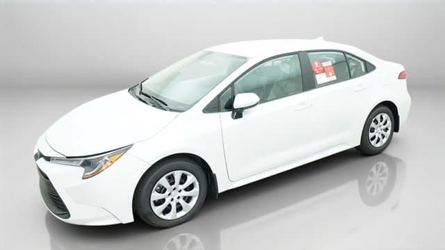 2027 Toyota Corolla LE — photo 1 of 24