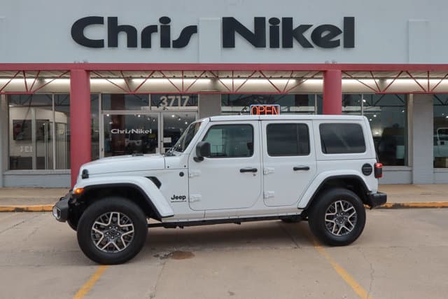 2026 Jeep Wrangler Sahara — photo 1 of 29