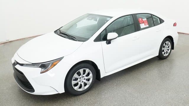2027 Toyota Corolla LE — photo 1 of 32