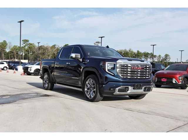 2022 GMC Sierra 1500 Denali — photo 1 of 36