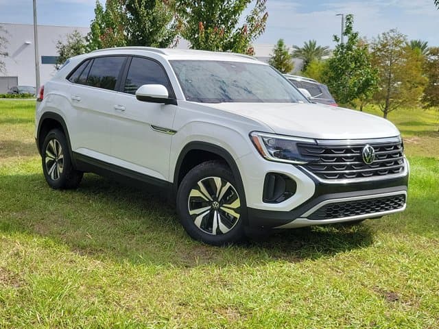 2026 Volkswagen Atlas Cross Sport 2.0T SE — photo 1 of 31