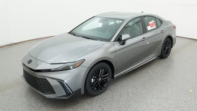 2026 Toyota Camry SE — photo 1 of 32