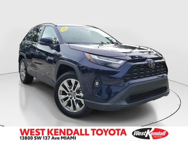 2025 Toyota RAV4 XLE Premium — photo 1 of 33