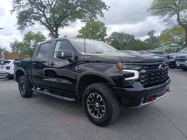 2023 Chevrolet Silverado 1500 ZR2 — photo 1 of 32