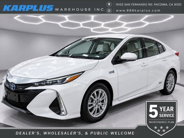 2022 Toyota Prius Prime XLE — photo 1 of 32