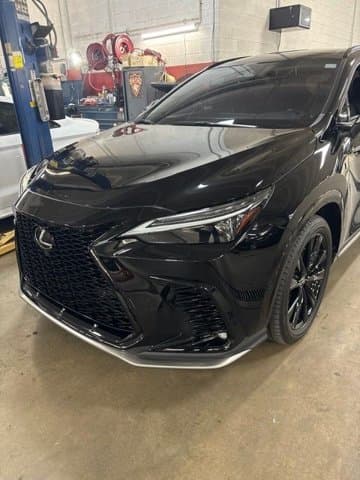 2025 Lexus NX NX 450h+ F SPORT Handling — photo 1 of 4