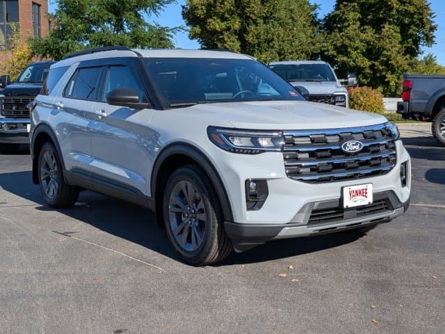 2027 Ford Explorer Active w/200A Pkg — photo 1 of 34