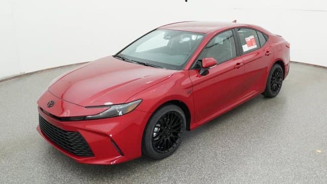 2026 Toyota Camry LE — photo 1 of 32