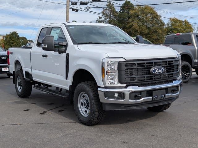 2027 Ford Super Duty F-350 SRW XL — photo 1 of 28