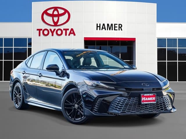 2026 Toyota Camry SE — photo 1 of 27