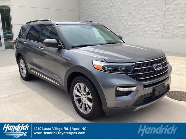 2021 Ford Explorer XLT — photo 1 of 36