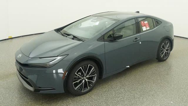 2027 Toyota Prius Limited — photo 1 of 32