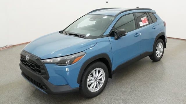 2026 Toyota Corolla Cross LE — photo 1 of 32