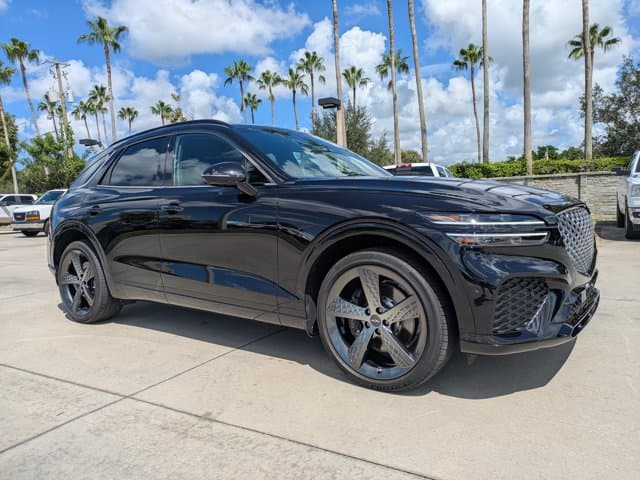 2024 Genesis GV70 2.5T — photo 1 of 3