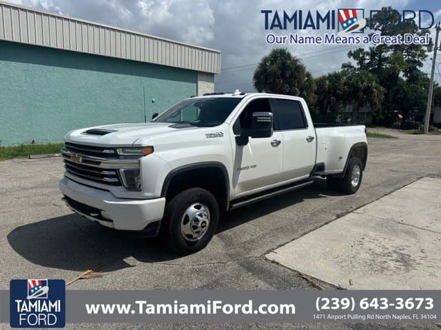 2021 Chevrolet Silverado 3500HD High Country — photo 1 of 4