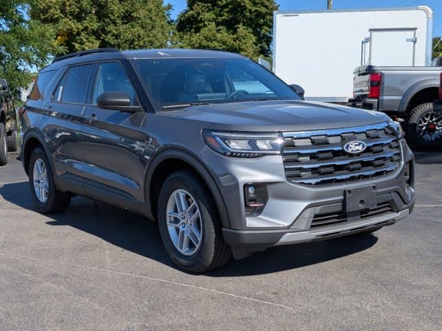 2027 Ford Explorer Active w/200A Pkg — photo 1 of 33