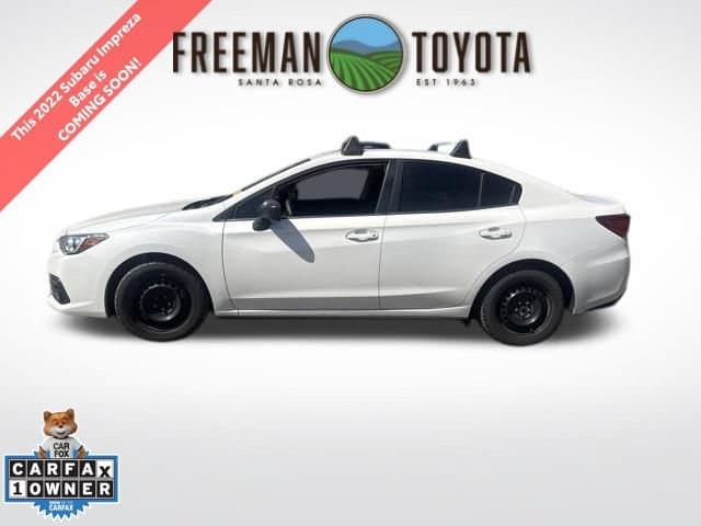2022 Subaru Impreza Base — photo 1 of 8