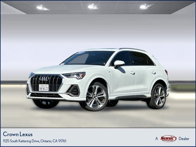 2021 Audi Q3 S line Premium Plus — photo 1 of 34