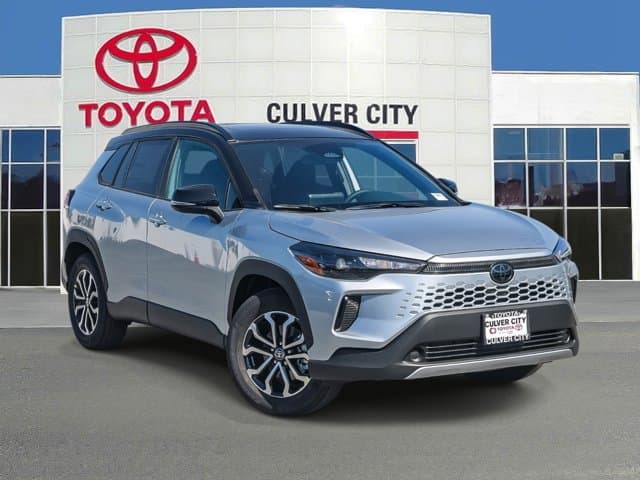 2026 Toyota Corolla Cross Hybrid SE — photo 1 of 26