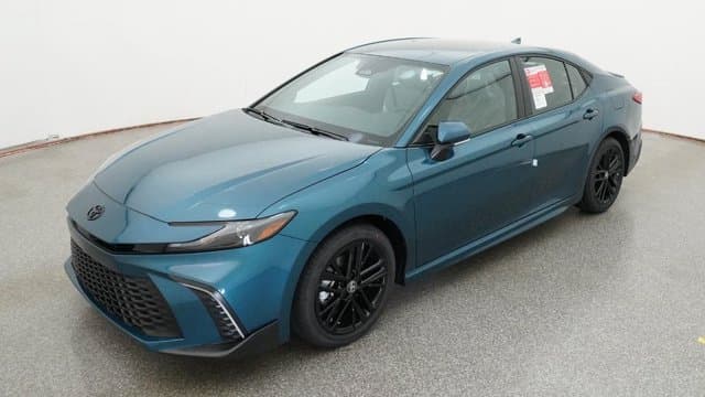2026 Toyota Camry SE — photo 1 of 32