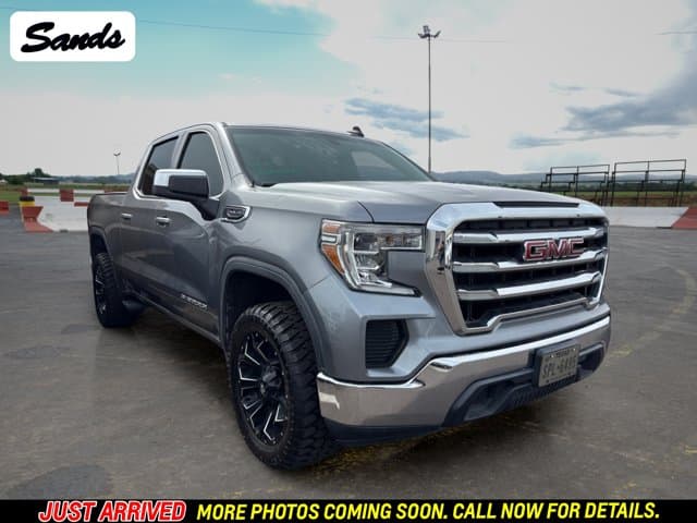 2020 GMC Sierra 1500 SLE — photo 1 of 11