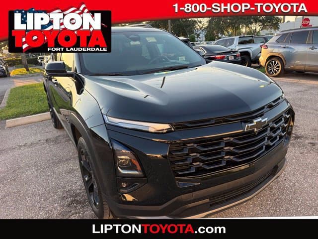 2025 Chevrolet Equinox FWD LT — photo 1 of 3
