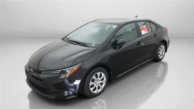 2027 Toyota Corolla LE — photo 1 of 16