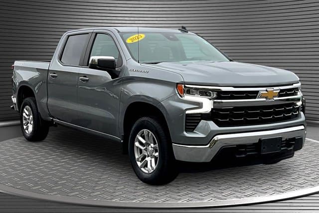 2023 Chevrolet Silverado 1500 LT — photo 1 of 25