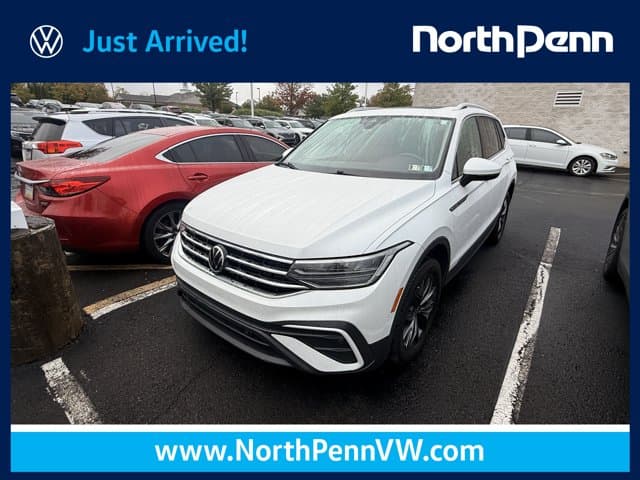 2023 Volkswagen Tiguan SE — photo 1 of 10