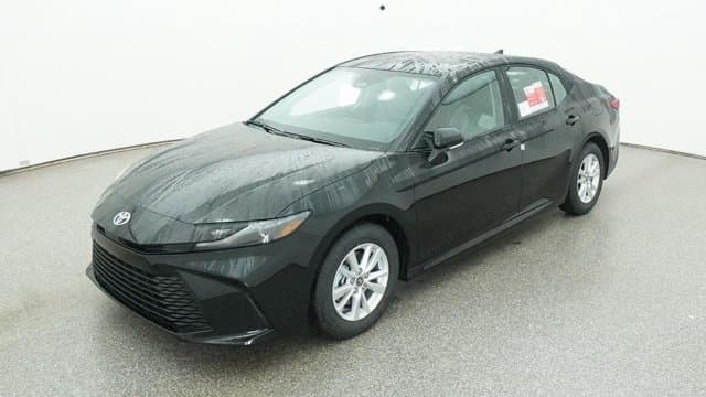 2026 Toyota Camry LE — photo 1 of 52