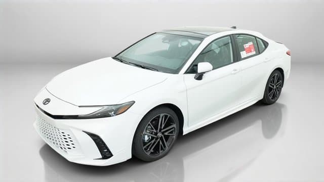 2026 Toyota Camry XSE — photo 1 of 16