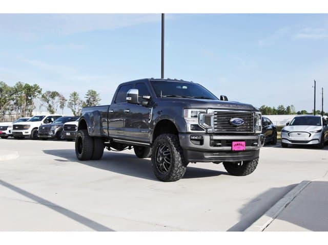 2022 Ford Super Duty F-350 DRW Base — photo 1 of 40