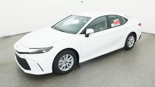 2026 Toyota Camry LE — photo 1 of 52