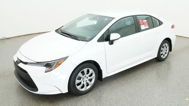 2027 Toyota Corolla LE — photo 1 of 32