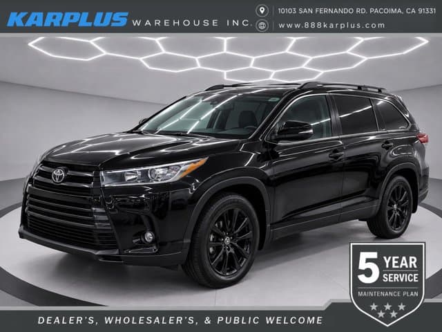 2019 Toyota Highlander SE — photo 1 of 4
