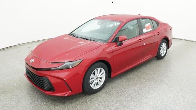 2026 Toyota Camry LE — photo 1 of 52