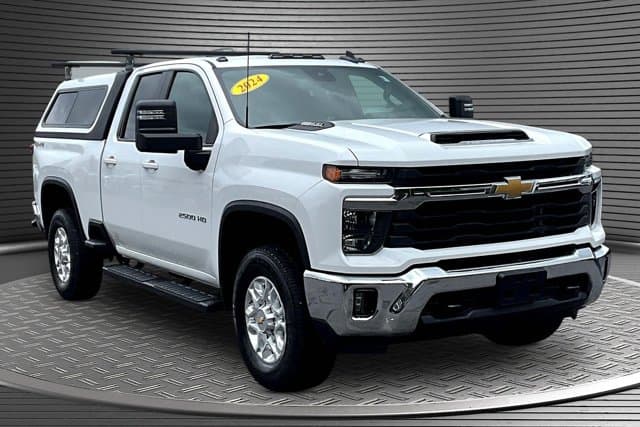 2024 Chevrolet Silverado 2500HD LT — photo 1 of 25