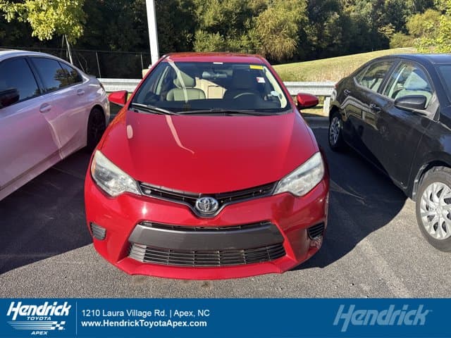 2016 Toyota Corolla LE — photo 1 of 3