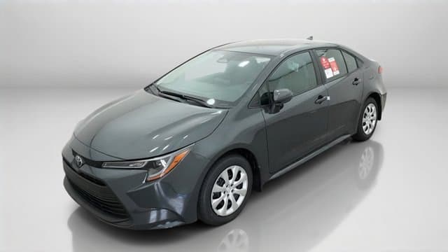 2027 Toyota Corolla LE — photo 1 of 16