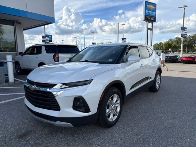 2020 Chevrolet Blazer LT — photo 1 of 17
