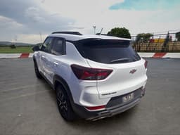Extra Photo